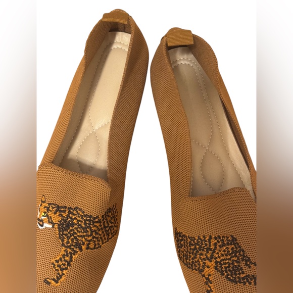 Women’s Square-Round Toe Canvas Stretch Knit Cheetah Brown Flats Loafers SZ 8.5 - Picture 4 of 11